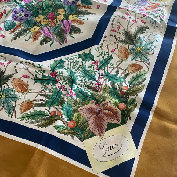 Gucci Accessories - Gucci Vintage Silk Scarf